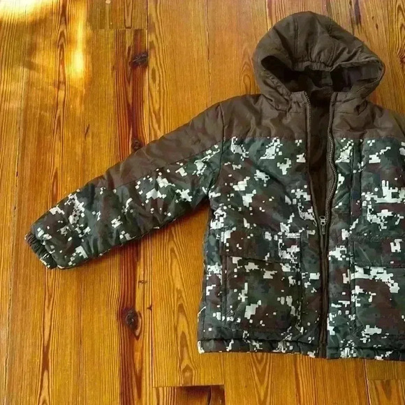 Faded Glory Hooded Camouflage  Boys Jacket Brown Trim Size S/CH (6-7) - Picture 3 of 14